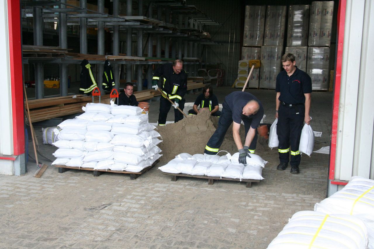 2010-08-27_16-09-38_img_0078_sand2.jpg